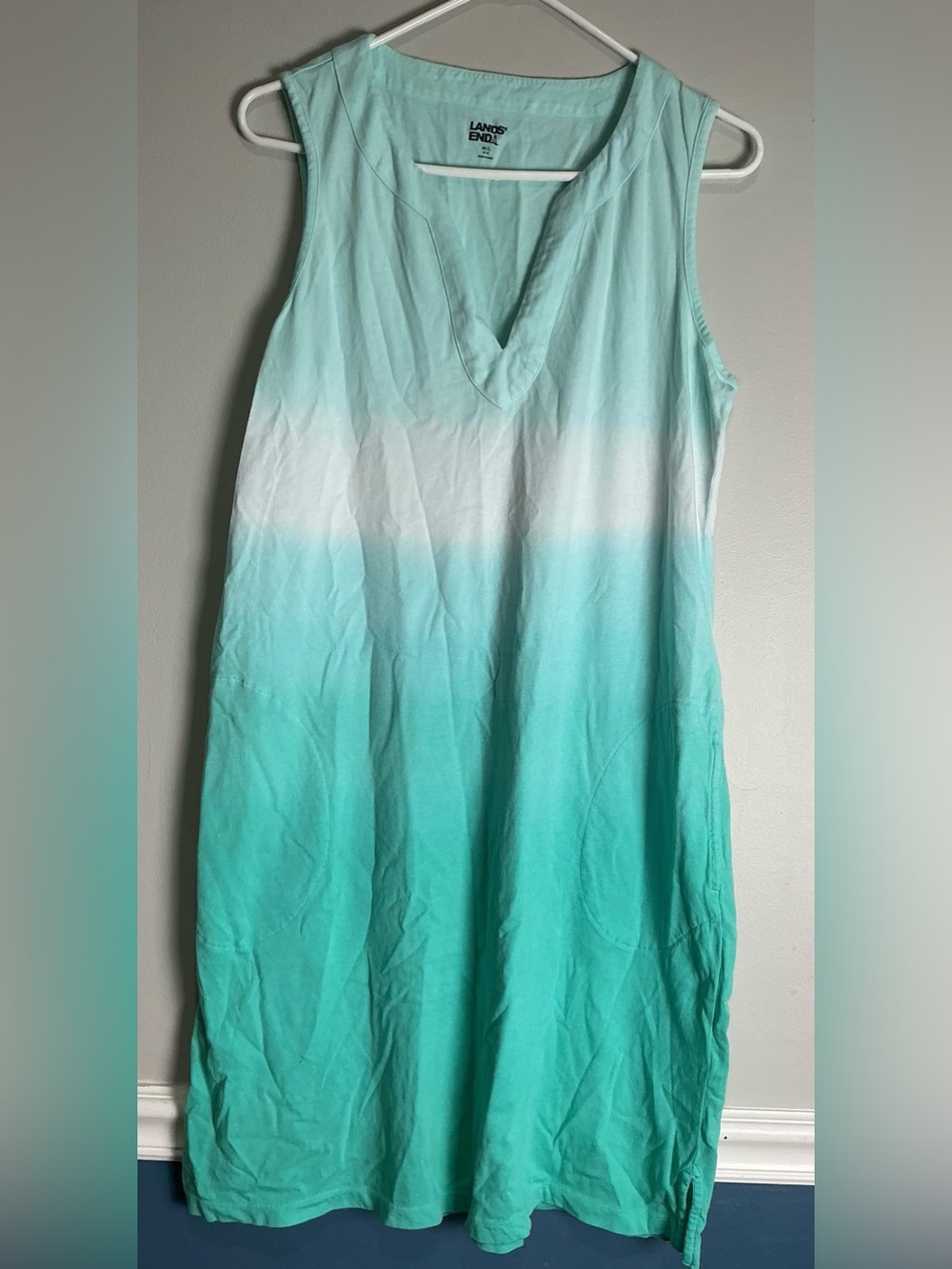Lands' End Mint Green V-Neck Sleeveless Top